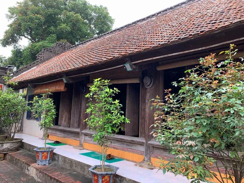 Mái ngói đỏ tươi là điểm nhấn đặc trưng trong thiết kế nhà cổ Thái Bình