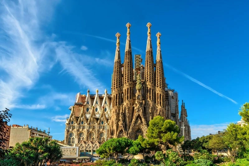 Lịch sử và kiến trúc đặc sắc của Nhà thờ Sagrada Familia
