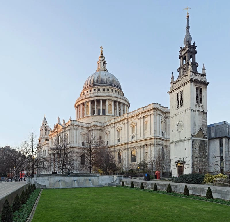 Nhà thờ St Paul London là điểm đến hấp dẫn cho du khách