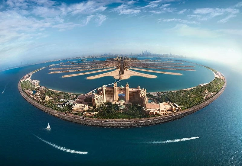 Ngắm biển Palm Jumeirah xanh ngắt đầy mê hoặc