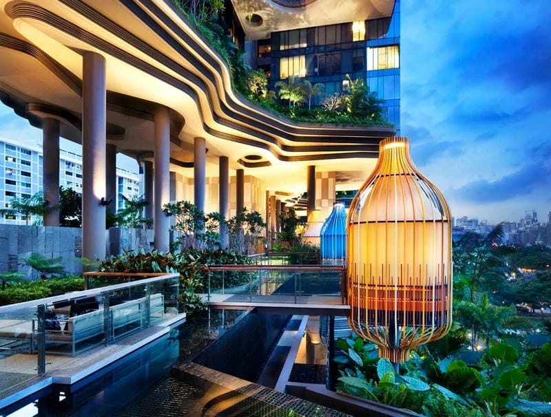 Vẻ đẹp lung linh của Parkroyal Collection Pickering về đêm bên ánh đèn thành phố