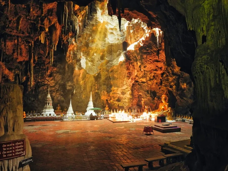 Khám phá các di tích cổ tại Phetchaburi