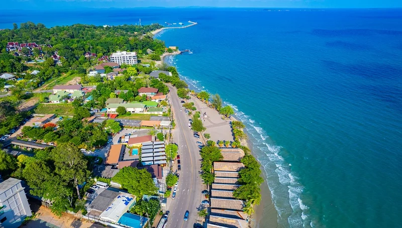 Rayong thu hút du khách bởi nét đẹp hoang sơ