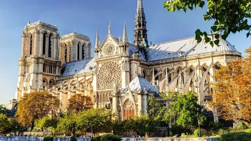 Reims và những lâu đài ẩn mình cổ kính