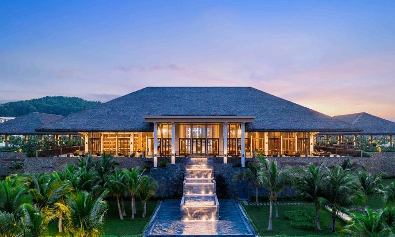 Resort Phú Quốc sang trọng bên bãi biển Sao