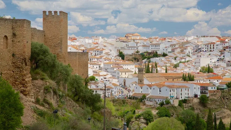 Vẻ đẹp Ronda khiến ai cũng say đắm