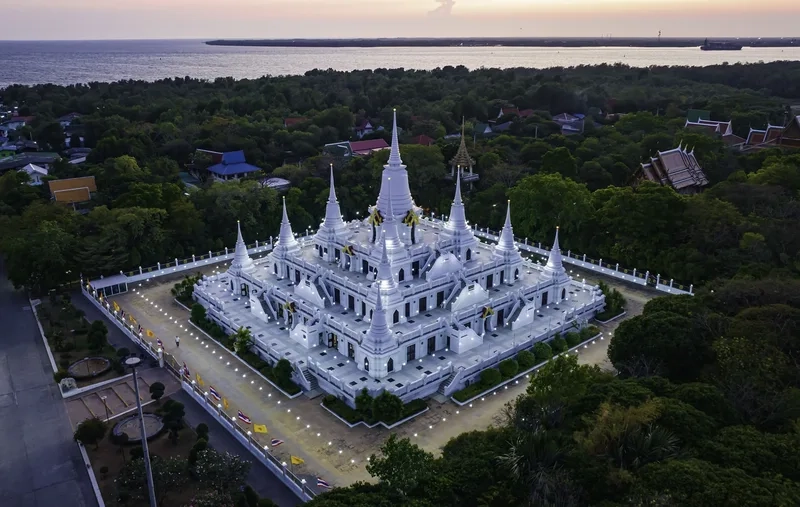 Samut Prakan nổi bật với nhiều điểm du lịch hấp dẫn