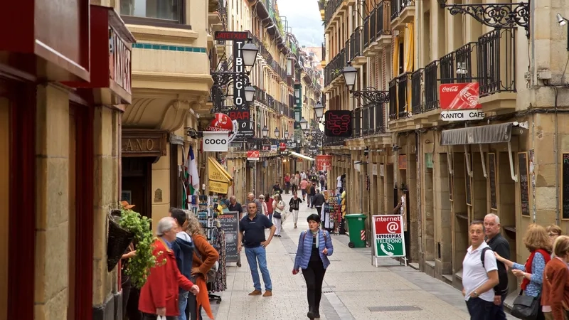 Khám phá phố cổ San Sebastián đầy sắc màu