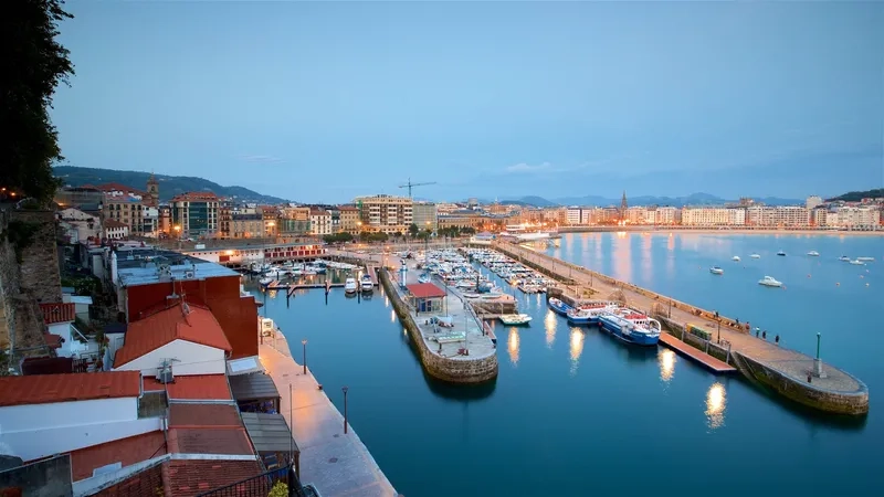 San Sebastián nổi tiếng với bãi biển tuyệt đẹp