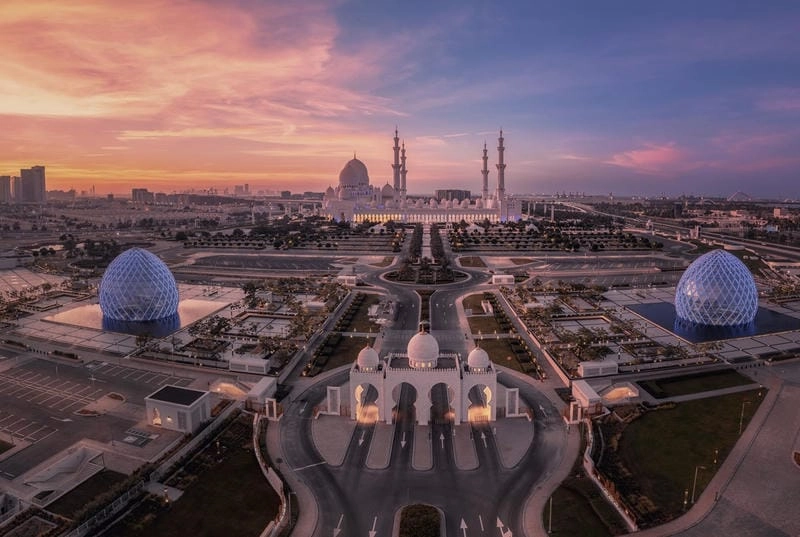 Thánh đường Sheikh Zayed Grand Mosque uy nghiêm
