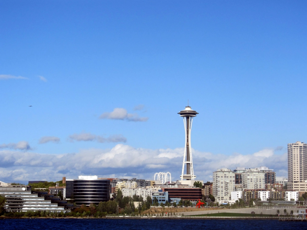 Cách di chuyển đến Space Needle