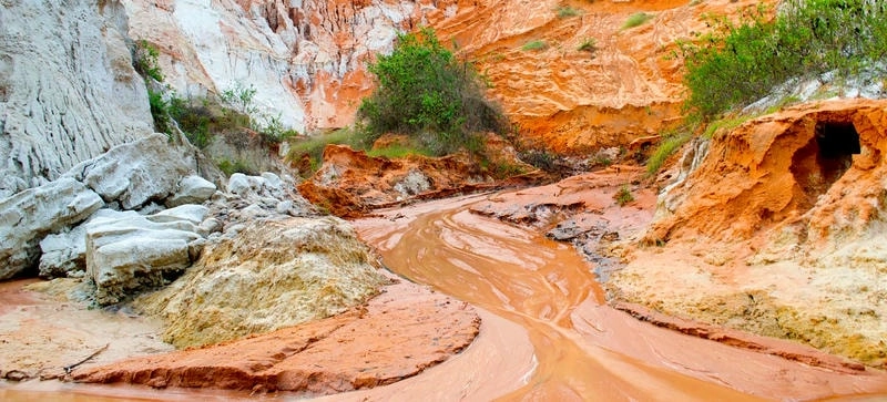 Thiên nhiên hoang sơ tại Suối Hồng Phan Thiết