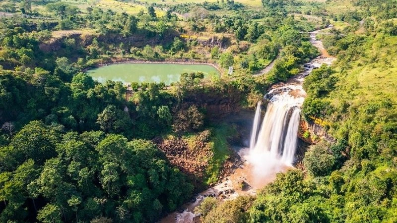 Du lịch Gia Lai thưởng ngoạn vẻ đẹp Thác Phú Cường