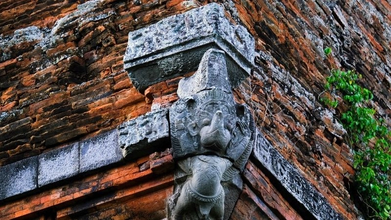 Khám phá Tháp Đôi Quy Nhơn hành trình văn hóa