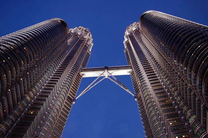 Khám phá bí ẩn Kiến trúc Petronas Towers