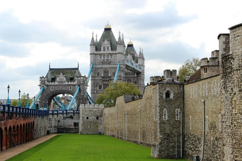 Trọn vẹn vẻ đẹp Tháp London nhìn từ trên