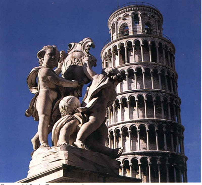 Kiến trúc Tháp Pisa nổi bật ở Ý