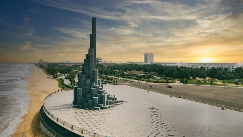 Vẻ đẹp kiến trúc Tháp Nghinh Phong Phú Yên giữa trời xanh