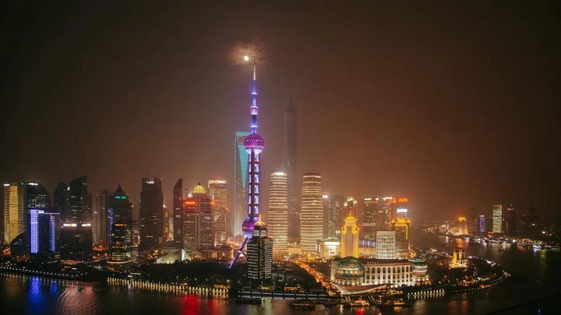 Khám phá Tháp Oriental Pearl Thượng Hải tuyệt đẹp về đêm