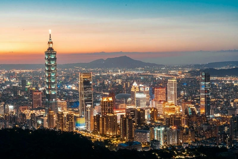Biểu tượng Đài Loan Tháp Taipei 101 vươn cao