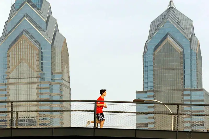 View từ đỉnh One Liberty Place nhìn trọn Philadelphia