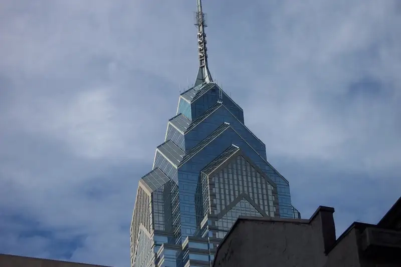 Kinh nghiệm tham quan One Liberty Place