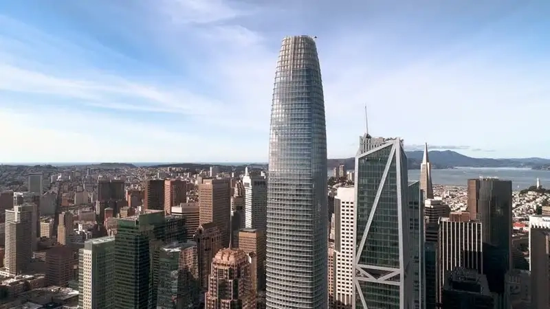Vẻ đẹp ban ngày của Tòa nhà Salesforce Tower San Francisco