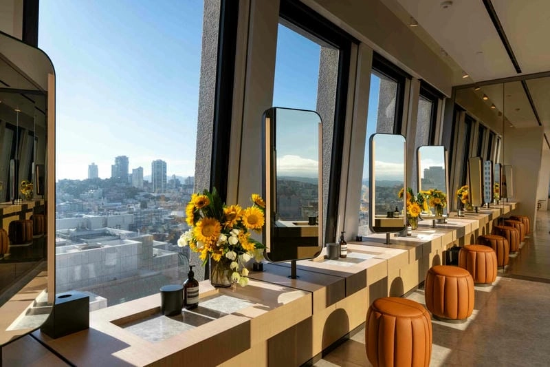 Toàn cảnh Transamerica Pyramid San Francisco biểu tượng nổi tiếng
