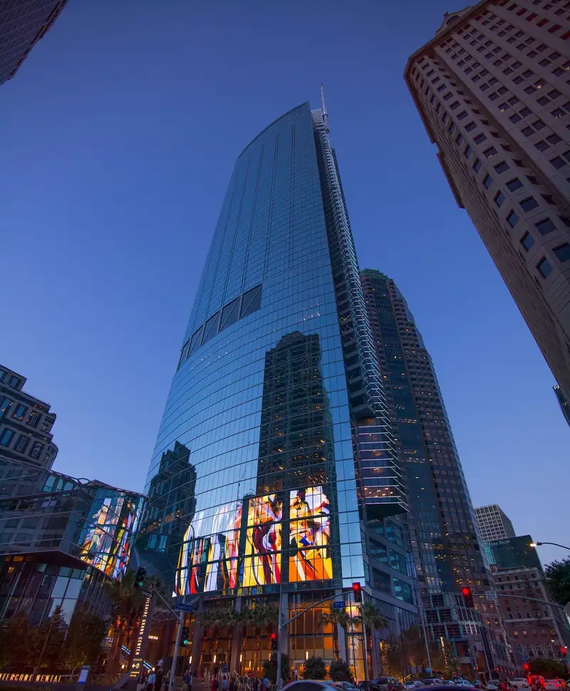 Ngắm nhìn Wilshire Grand Center hình ảnh nổi bật ở LA