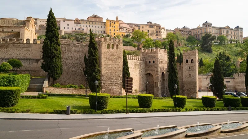 Toledo mang hơi thở cổ xưa nhưng vẫn đầy sức sống