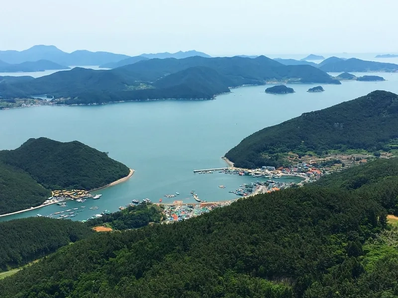 Lênh đênh trên biển xanh ở Tongyeong