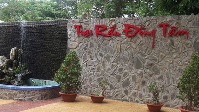 Trại rắn Đồng Tâm Tiền Giang ảnh độc đáo lạ mắt