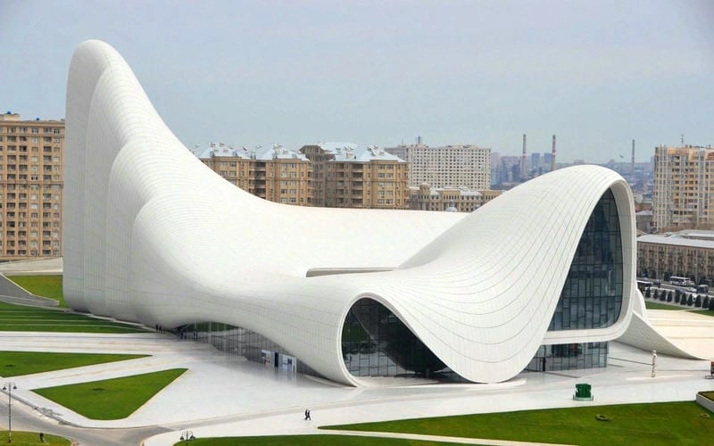 Hòa mình không gian Trung tâm Văn hóa Heydar Aliyev ở Baku
