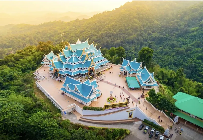 Udon Thani là một trong những thành phố lớn thuộc vùng Đông Bắc Thái Lan