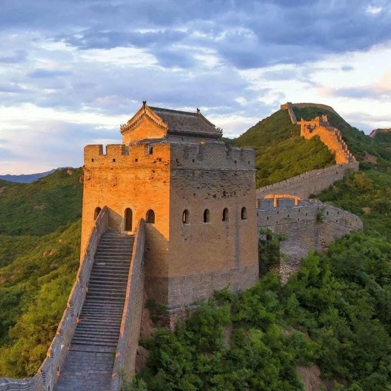 Vạn Lý Trường Thành Bát Đạt Lĩnh hùng tráng cổ kính