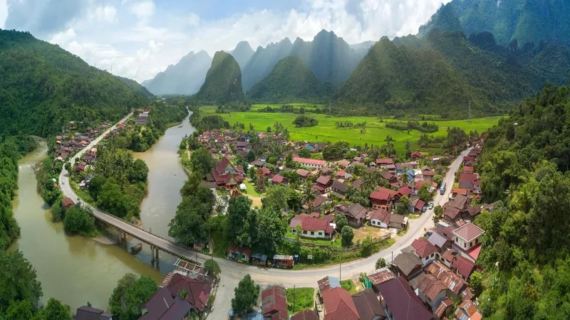 Lịch sử hình thành và phát triển của Vang Vieng