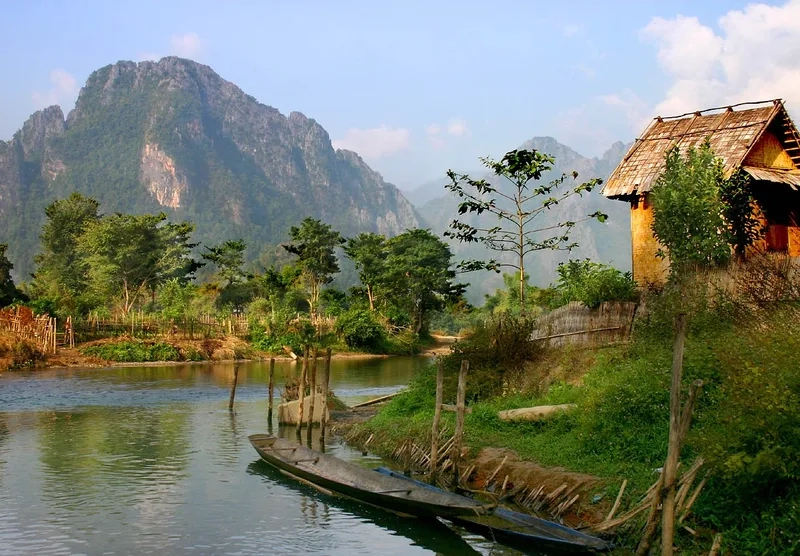 Cuộc sống yên bình đang chờ bạn ở Vang Vieng