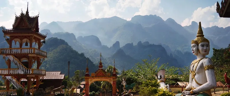 Vang Vieng mang đến sự tĩnh lặng và thư thái