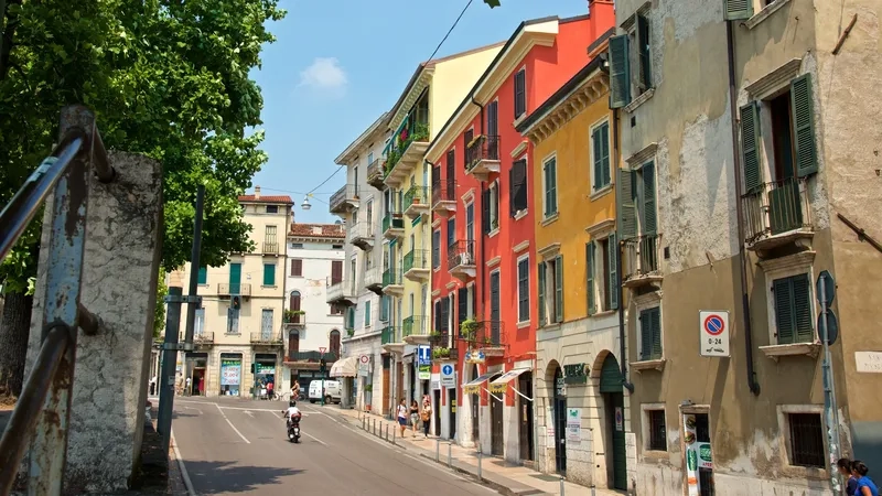 Cảm nhận nhịp sống chậm rãi và dịu dàng ở Verona