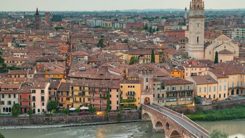Trải nghiệm văn hóa và kiến trúc độc đáo của Verona