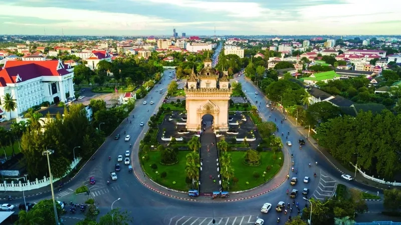 Vientiane thu hút với vẻ đẹp nhẹ nhàng cổ kính