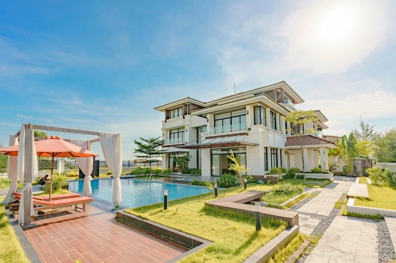 Khám phá Villa biển Hạ Long qua ảnh villa Hạ Long tuyệt đẹp