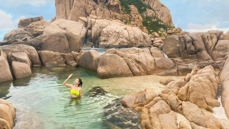 Thư giãn Vịnh Vĩnh Hy tận hưởng không khí trong lành