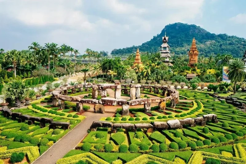 Vườn nhiệt đới Nong Nooch nổi bật giữa lòng Pattaya