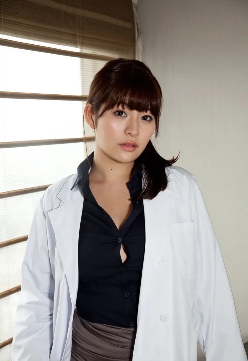 Gái khoe hàng khủng siêu to nóng bỏng