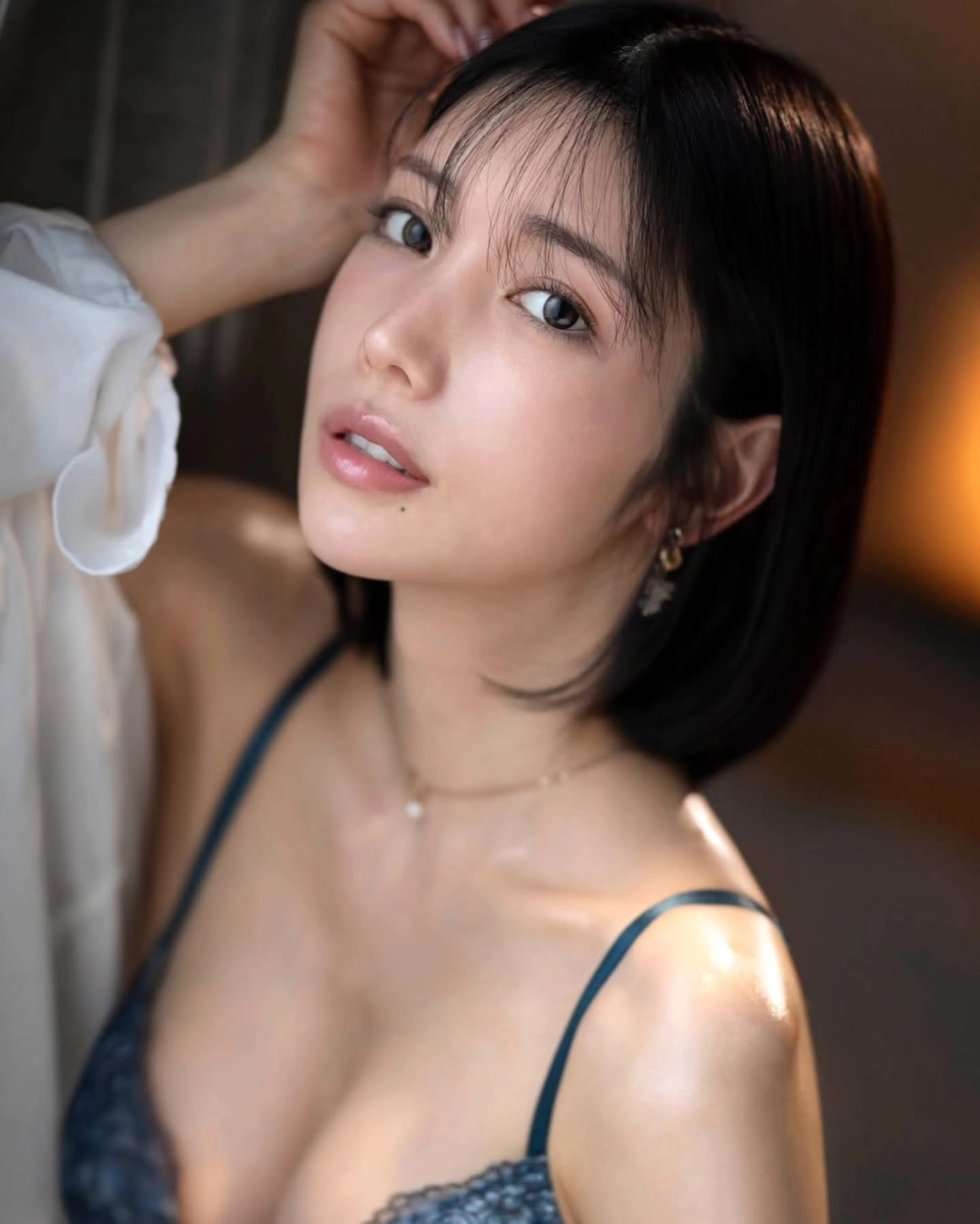 Anh gái xinh vú to sexy tròn căng hấp dẫn