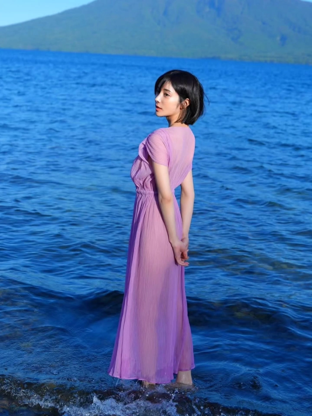 Gái xinh khoe vú sex quyến rũ cực kỳ