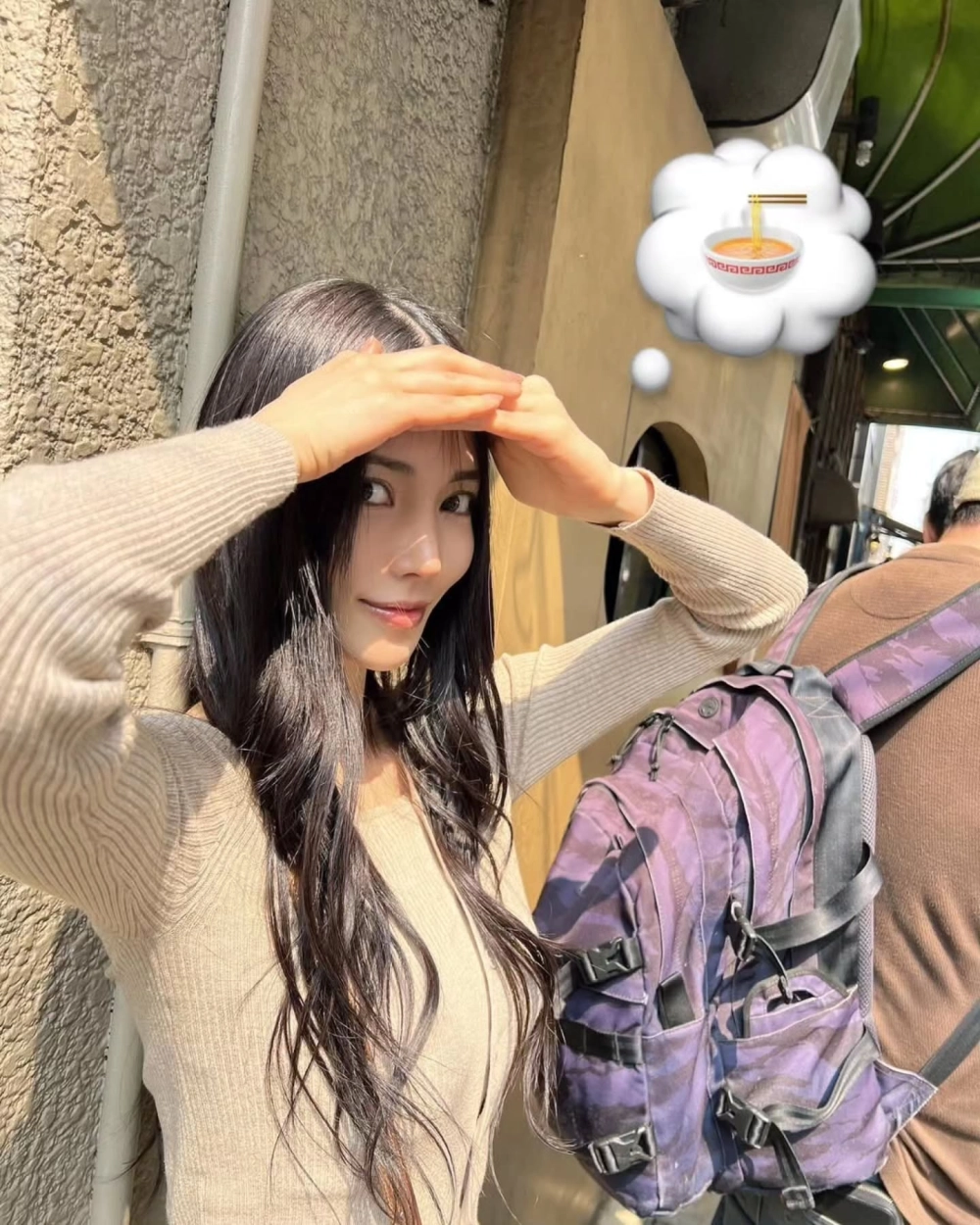 Gái xinh khoe vú đẹp hình dáng hoàn hảo