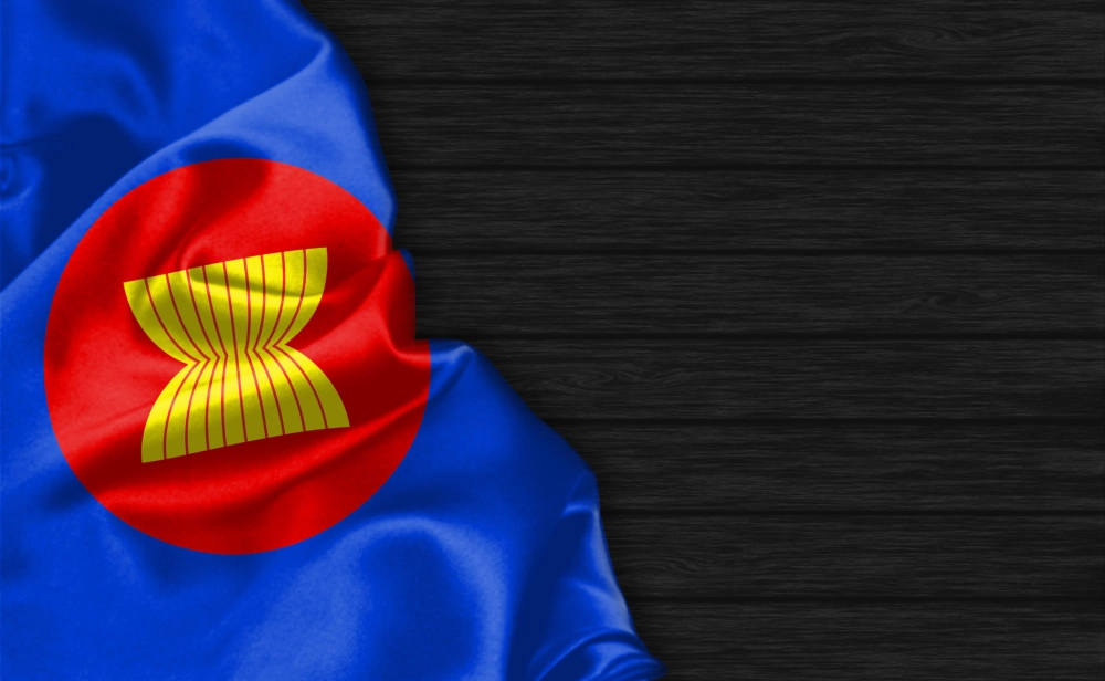 Biểu tượng quốc kỳ ASEAN gắn kết các quốc gia