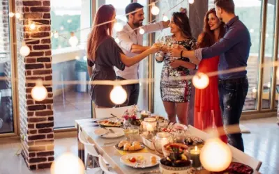 Làm thế nào để tổ chức bữa tiệc tại nhà trọn vẹn?